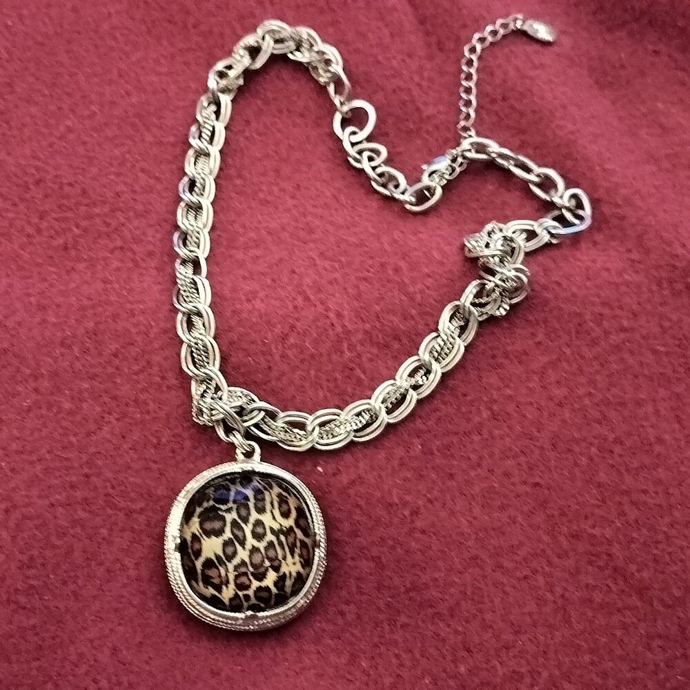 Robert Rose Gold toned Chain Leopard Pendant Necklace - Signed